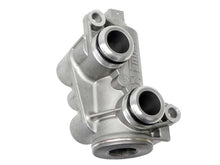 Load image into Gallery viewer, BMW Engine Oil Thermostat 11-42-7-520-214 - Main Product View