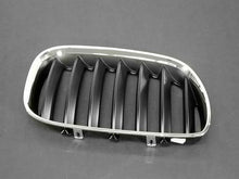 Load image into Gallery viewer, BMW Grille 51-13-7-113-734