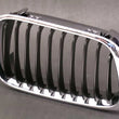 Load image into Gallery viewer, BMW Grille 51-13-8-208-488