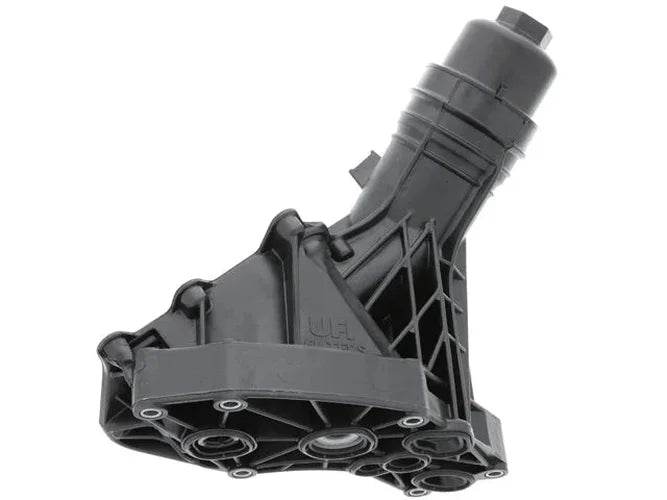 BMW Oil Filter Housing 11-42-8-583-895 - Detail View