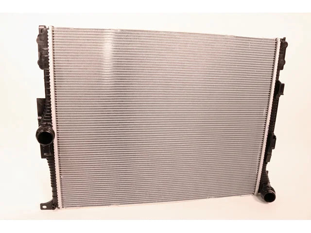 BMW Radiator 17-11-8-482-622