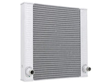 Load image into Gallery viewer, BMW Radiator 17-11-8-620-207