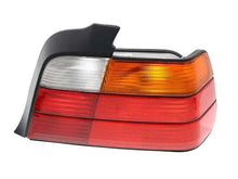 Load image into Gallery viewer, BMW Taillight 63-21-1-393-432 - Main Product View