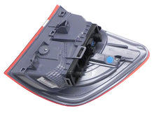 Load image into Gallery viewer, BMW Taillight 63-21-7-220-239 - Side View