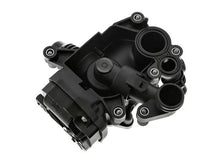 Load image into Gallery viewer, BMW Thermostat 11-53-7-644-811 - Detail View
