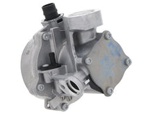 Load image into Gallery viewer, BMW Vacuum Pump 11-66-7-611-115 - Side View