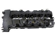 Load image into Gallery viewer, BMW Valve Cover 11-12-7-565-284 - Main Product View