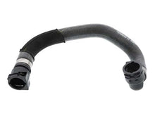 Load image into Gallery viewer, BMW Water Hose 17-12-7-600-551