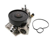 Load image into Gallery viewer, BMW Water Pump 11-53-7-843-738 - Main Product View