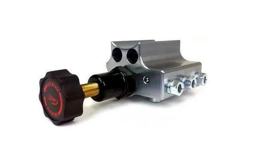 Baer Brake Systems ReMaster 2-Bolt Master Cyl Combo Kit, 1" bore, Left Port, Grey 6805210 fits GM / Ford - Back View