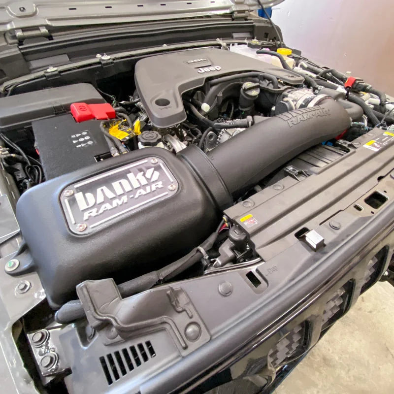 Banks Power 18-20 Jeep 3.6L Wrangler (JL) Ram-Air Intake System - Installation View
