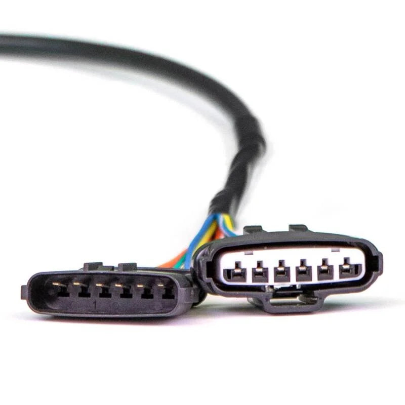 Banks Power Pedal Monster Kit Yazaki 090 II Sealed Series 6-Way CONFIG 1 PM-12 With iDash Pro - Side View