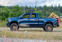 Load image into Gallery viewer, Belltech 2019 Silverado / Sierra 4wd 4in. Lift Lift Kit - Side View
