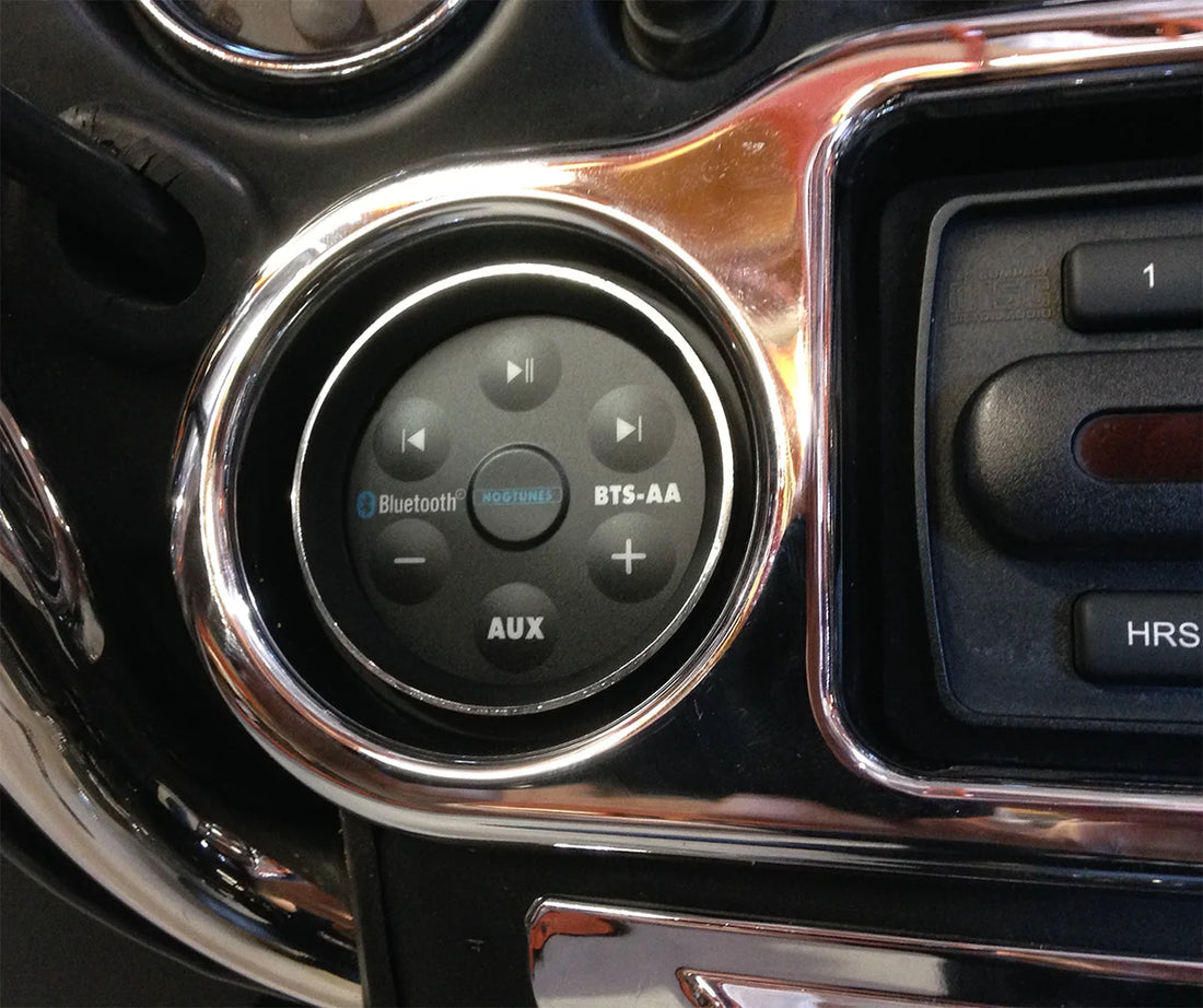 Bluetooth Music Receiver/Controller - Harley Davidson Hogtunes BTS-AA - Back View