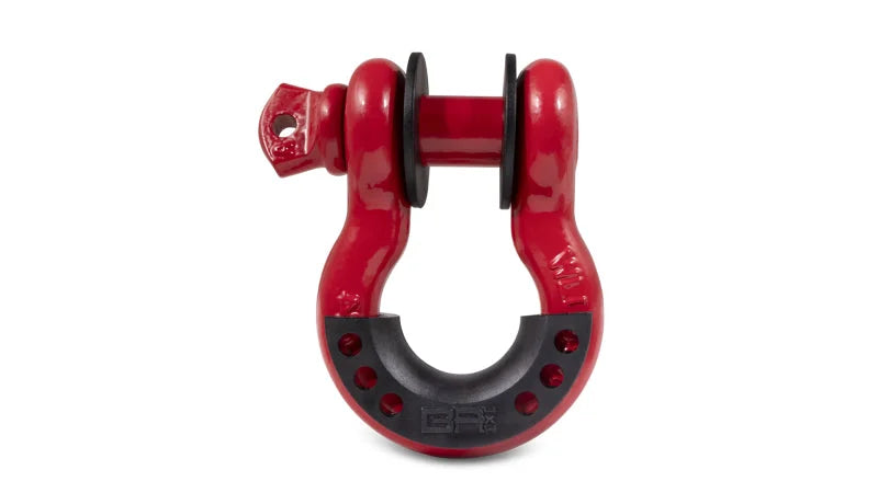 Body Armor 4x4 3/4in Red D-Ring with Black Isolators Single - Detail View