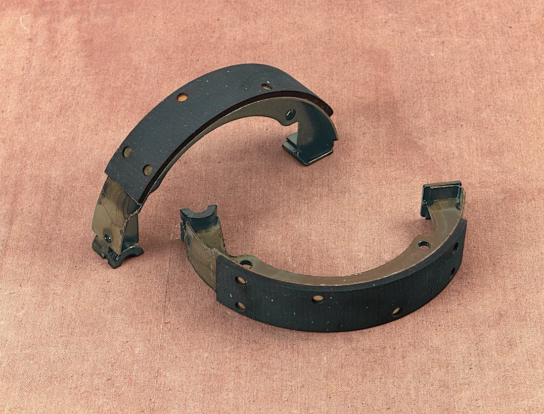 Brake Shoes - '36-'57 Big Twin DragSpecialties 06-0113SCPBXLB1 - Side View