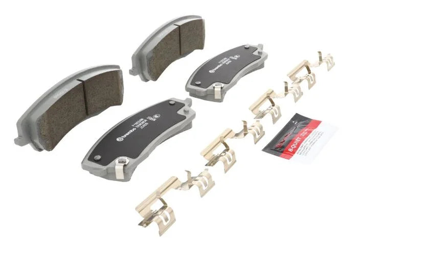 Brembo 05-08 Chrysler 300/ Dodge Charger/Challenger/Magnum Front NAO Brake Pad - Installation View