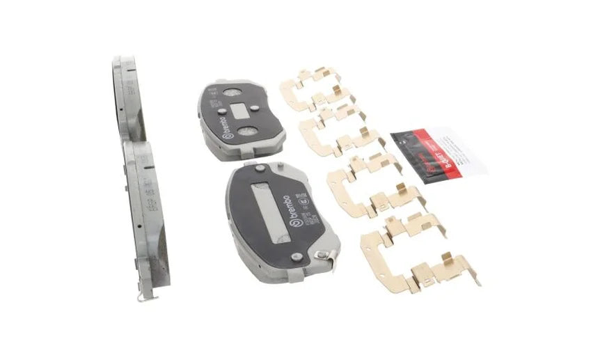 Brembo OE 2018 Hyundai Elantra/18-20 Elantra GT/Kona/19-21 Veloster Ceramic Brake Pad - Front - Back View