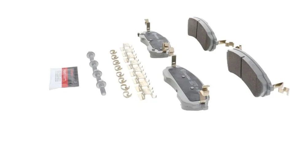 Brembo OE 21-23 Ford Bronco PRIME Ceramic Brake Pad - Rear - Installation View
