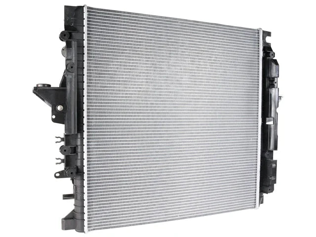 Britpart Radiator LR015560BP - Side View