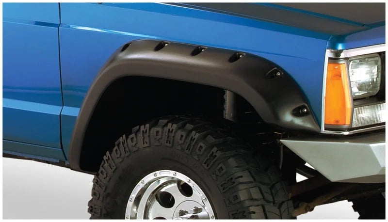 Bushwacker 84-01 Jeep Cherokee Cutout Style Flares 4pc Fits 2-Door Sport Utility Only - Black - Installation View