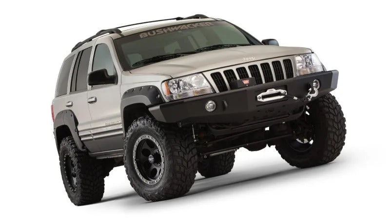 Bushwacker 99-04 Jeep Grand Cherokee Cutout Style Flares 4pc - Black - Installation View