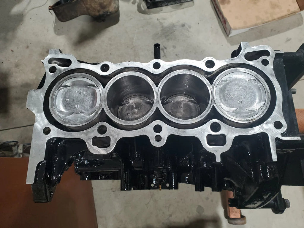 CI OEM Short Block 92-95 Honda Civic D16Z6 - Side View