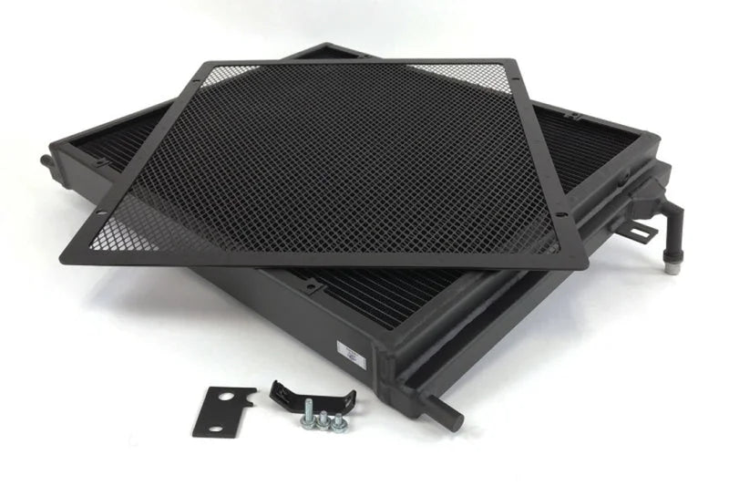 CSF 2014+ BMW M3/M4 (F8X) Front Mount Heat Exchanger w/Rock Guard - Black - Additional View 5