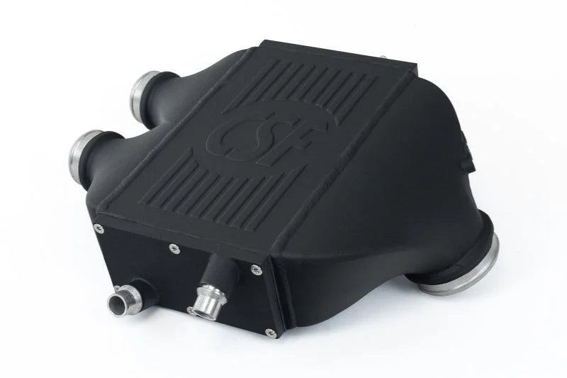 CSF 2014+ BMW M3/M4 (F8X) Top Mount Charge-Air-Cooler - Crinkle Black - Side View