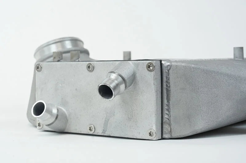 CSF 2014+ BMW M3/M4 (F8X) Top Mount Charge-Air-Cooler - Raw Finish - Additional View 6