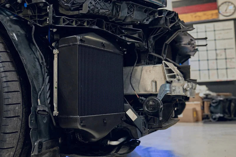 CSF 2019+ Lamborghini Urus / 2020+ Audi RS Q8 / SQ8 / SQ7 High Performance Intercooler System- Black - Side View