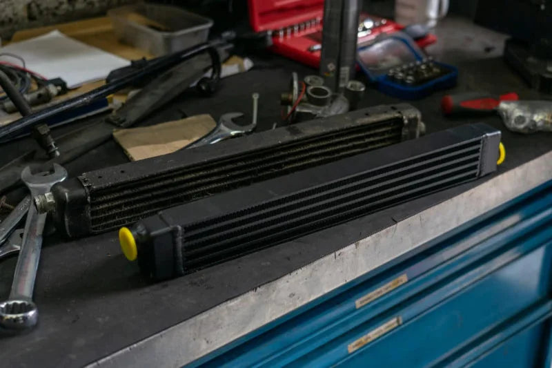 CSF 82-94 BMW 3 Series (E30) High Performance Oil Cooler w/-10AN Male & OEM Fittings - Additional View 7