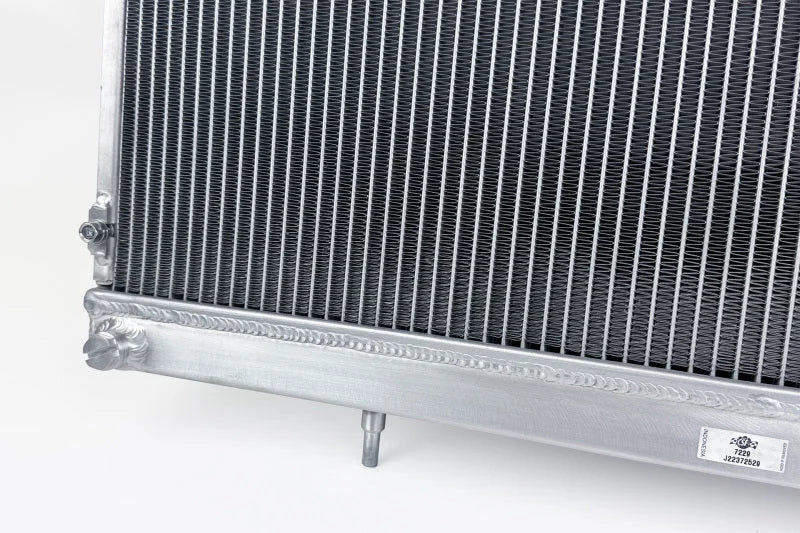 CSF 89-94 Nissan GT-R / GTS / GTE / GXi R32 High-Performance All-Aluminum Radiator - Side View