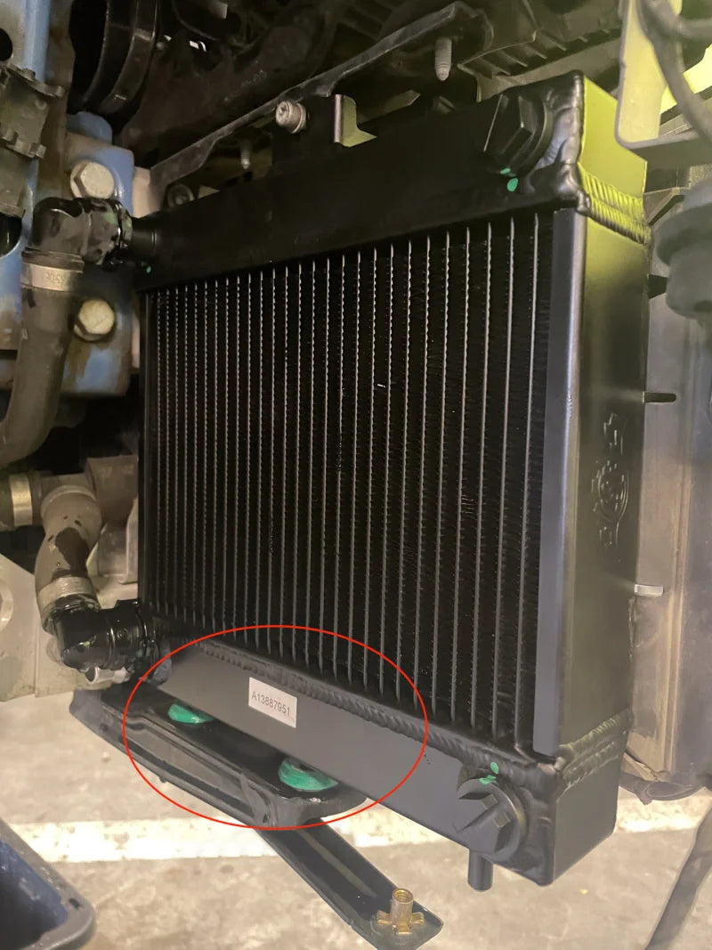 CSF BMW F8X M3/M4/M2C Auxiliary Radiators w/ Rock Guards (Sold Individually - Fits Left and Right - Side View