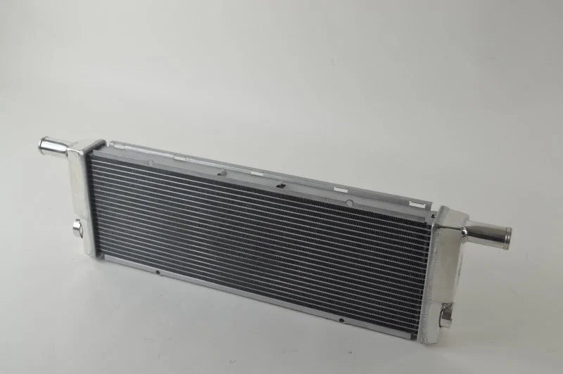 CSF Porsche 911 Turbo/GT3 RS/GT4 (991) Center Radiator - Side View