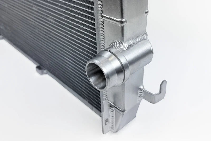 CSF Porsche 955/957 Cayenne / Audi Q7 / VW Touareg Heavy-Duty Performance Radiator - Additional View 5