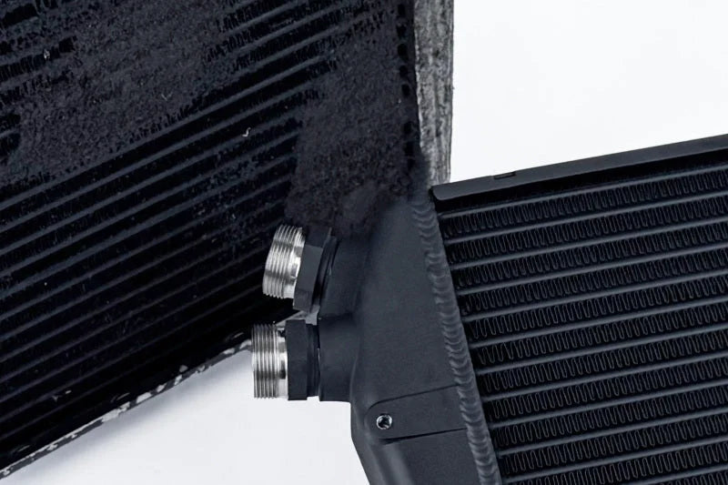 CSF Porsche 964/993 OEM+ Performance Fender Oil Cooler - Additional View 12
