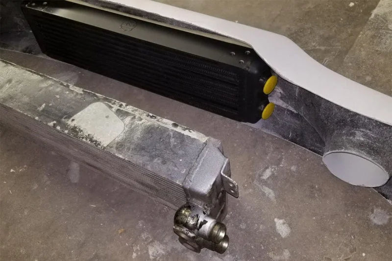 CSF Universal Dual-Pass Oil Cooler (RS Style) - M22 x 1.5 - 24in L x 5.75in H x 2.16in W - Additional View 5