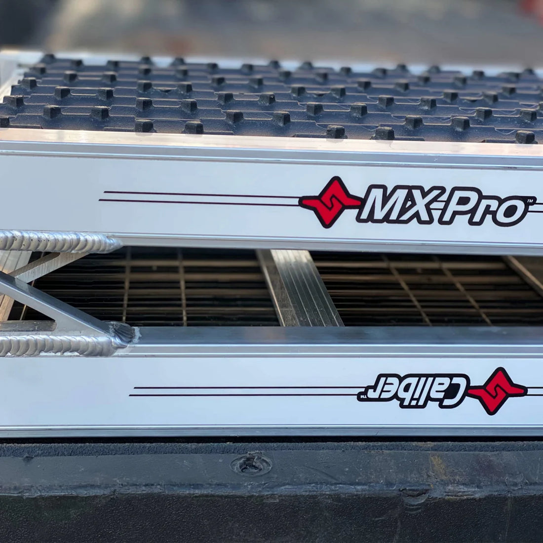 Caliber MX Pro Ramp 13565 - Side View