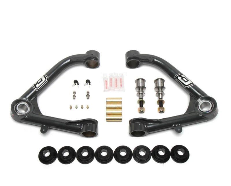 Camburg Chevy/GMC 1500 2WD/4WD 07-18 1.25in Performance Uniball Upper Arms - Installation View