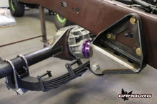 Load image into Gallery viewer, Camburg Toyota Tacoma 05-23 L/T Spring-Under Mounts Shackles &amp; Hardware Kit - Side View