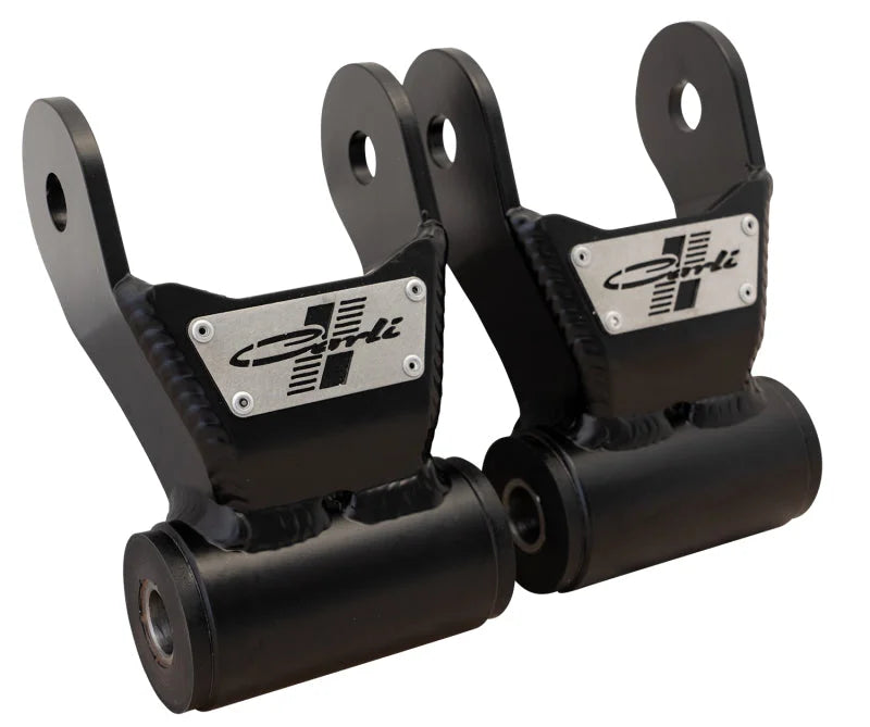 Carli 05-23 Ford F350/350 4x4 Fabricated Leaf Spring Shackle - Side View