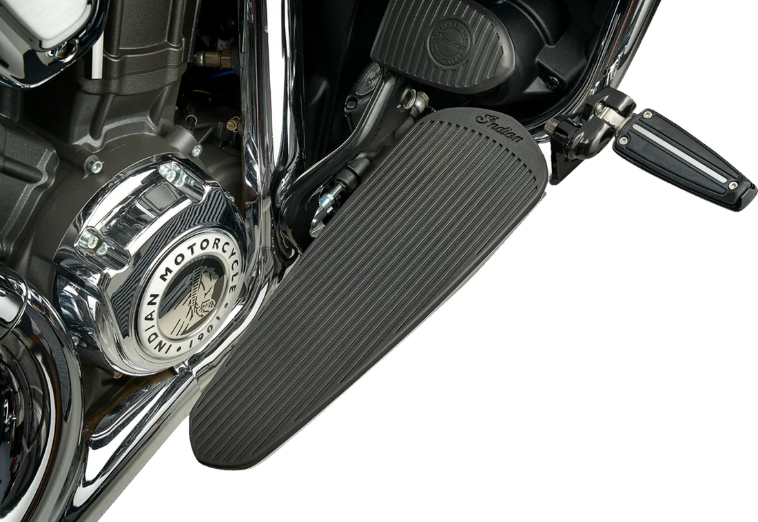Ciro Highway Peg Mounts - Driver - Black - Indian 66201 - Side View