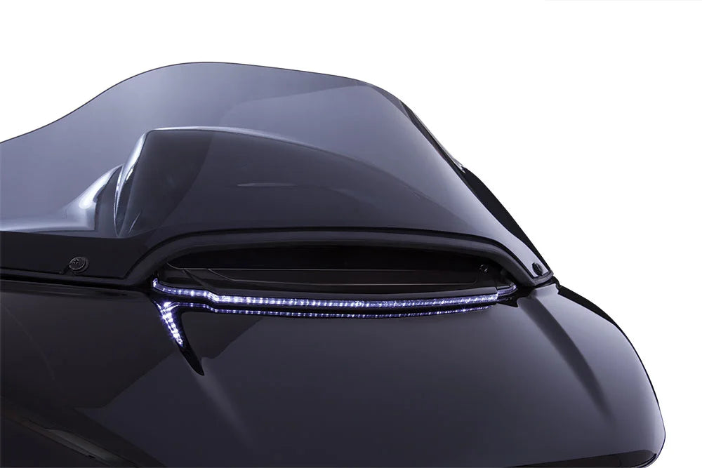 Ciro Vent Trim with LED - 15-20 FLTR - Black 40021 - Side View