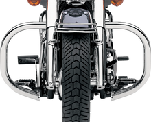 Load image into Gallery viewer, Cobra Freeway Bar - Fatty - Chrome - Softail 601-2200 - Installation View