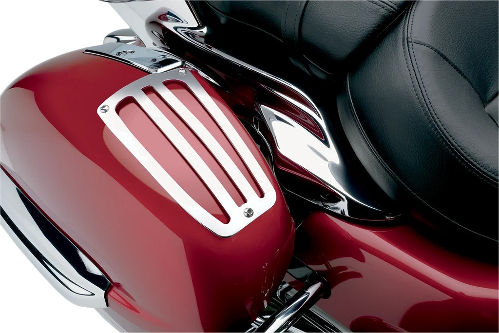 Cobra Saddlebag Lid Guards - Chrome 02-6943 - Side View
