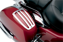 Load image into Gallery viewer, Cobra Saddlebag Lid Guards - Chrome 02-6943 - Side View
