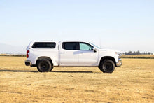 Load image into Gallery viewer, Cognito 19-24 Chevy Silv/Sierra 1500 2WD/4WD 3in Perf Ball Joint Leveling Kit w/ Fox PS 2.0 IFP - Side View