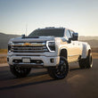 Load image into Gallery viewer, Cognito 20-24 Chevy/GMC Silv/Sierra 2500/3500 HD 2WD/4WD 3in Elite Leveling Kit w/ King 2.5 RR - Additional View 5