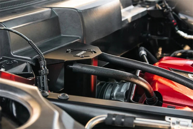 Corsa 2020+ Chevrolet Corvette C8 Stingray Coupe Catch Can - Installation View